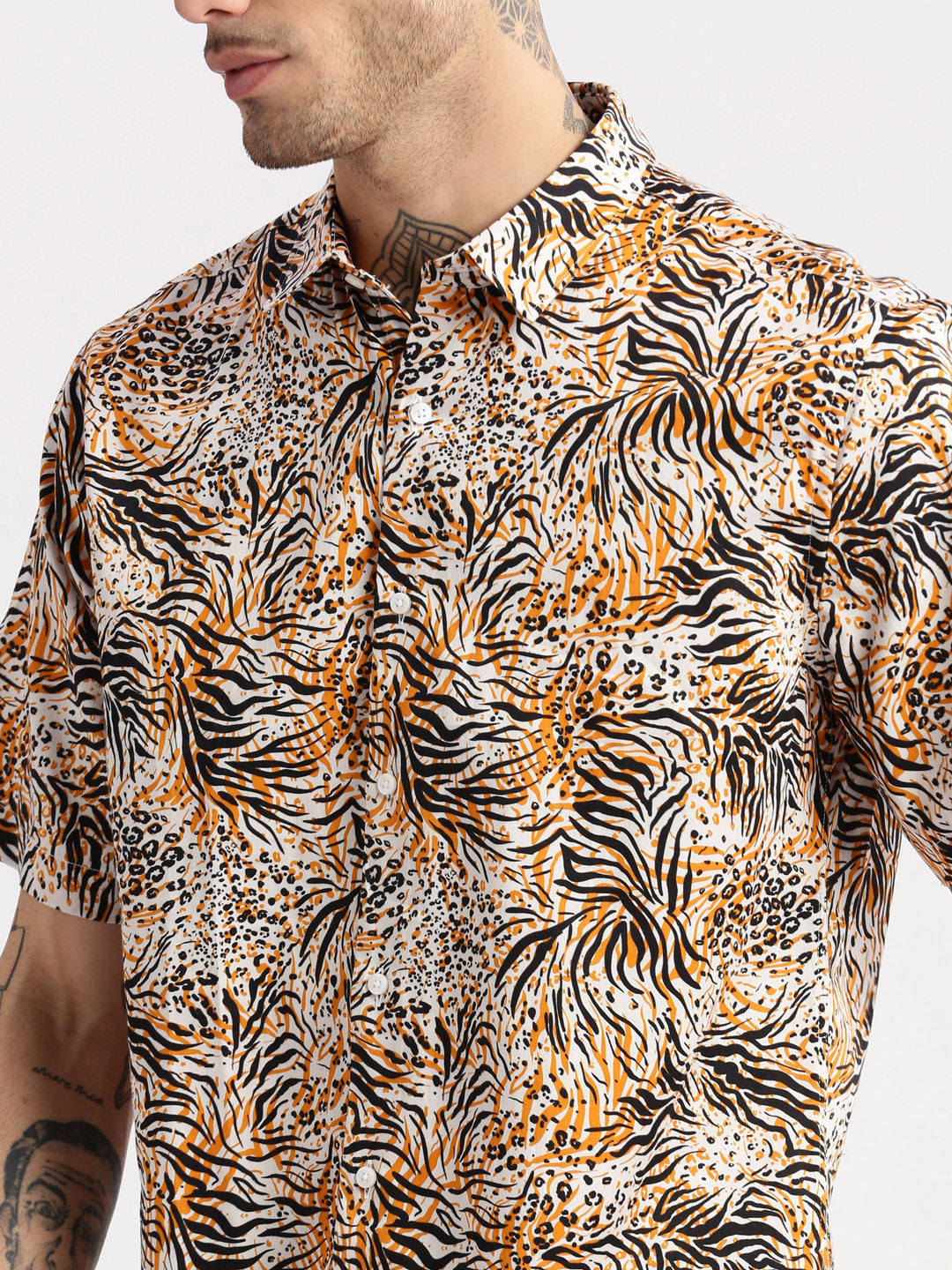 Men's Orange Smart Slim Fit Floral Printed Cotton Shirt