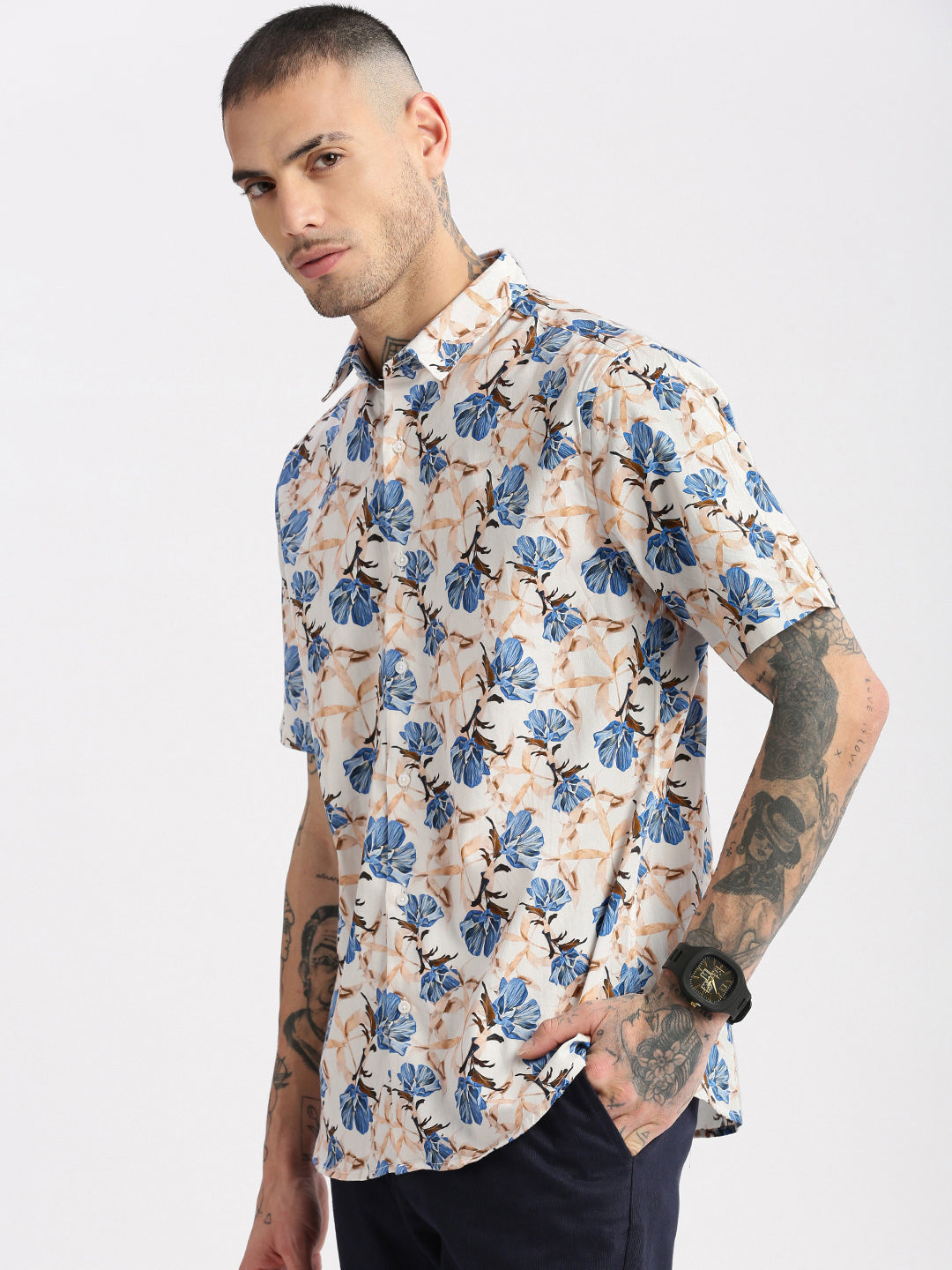 Men's Peach Smart Slim Fit Floral Printed Cotton Casual Shirt