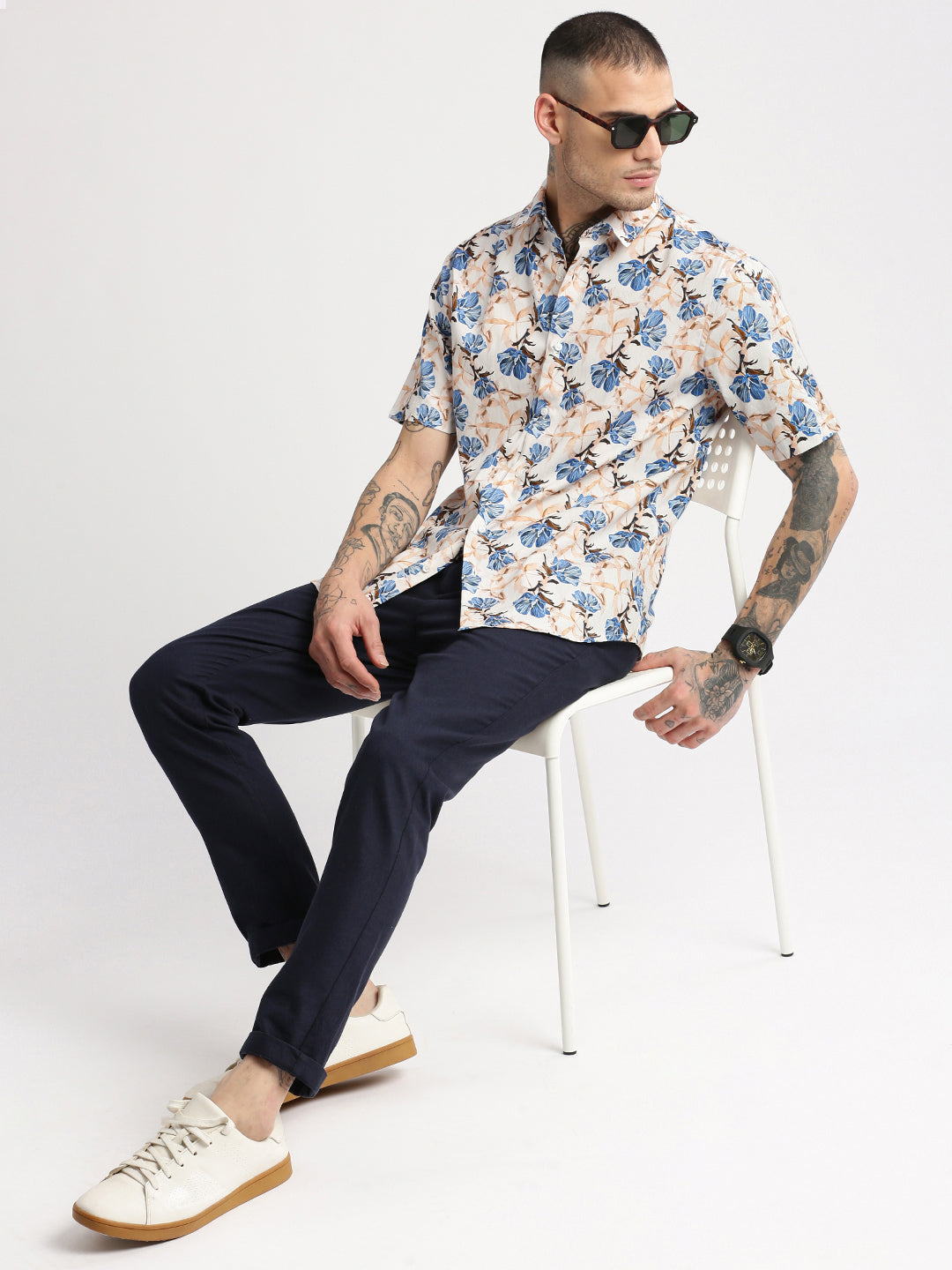 Men's Peach Smart Slim Fit Floral Printed Cotton Casual Shirt
