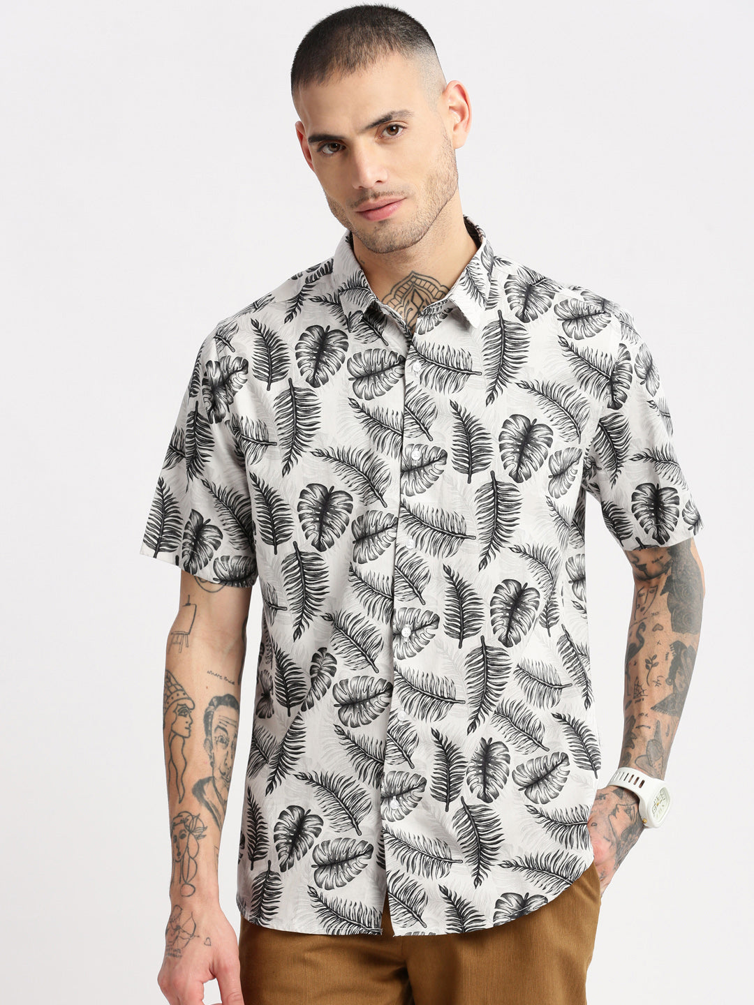 Men's Grey Smart Slim Fit Tropical Printed Cotton Casual Shirt