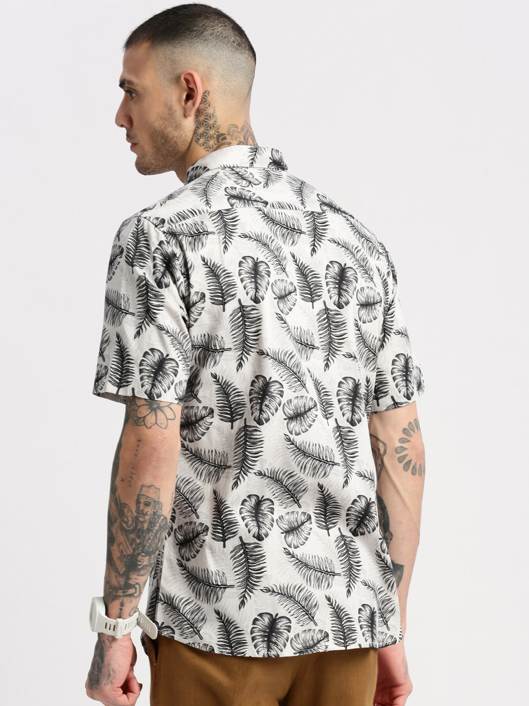 Men's Grey Smart Slim Fit Tropical Printed Cotton Casual Shirt