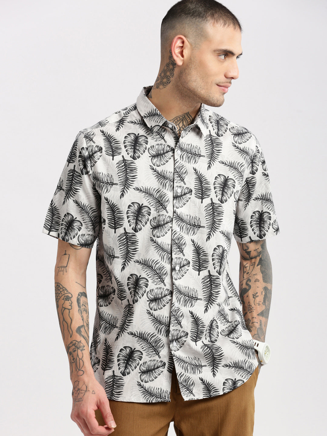 Men's Grey Smart Slim Fit Tropical Printed Cotton Casual Shirt