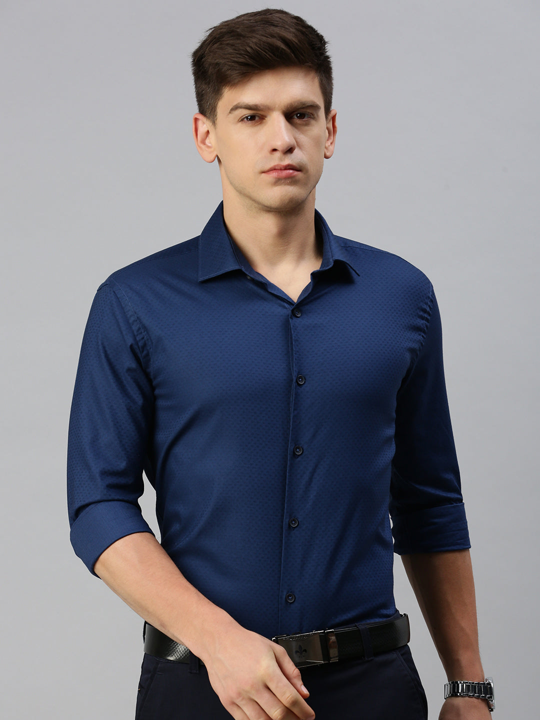 Men Navy Solid Formal Shirt