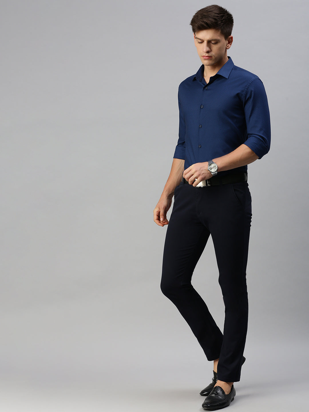 Men Navy Solid Formal Shirt