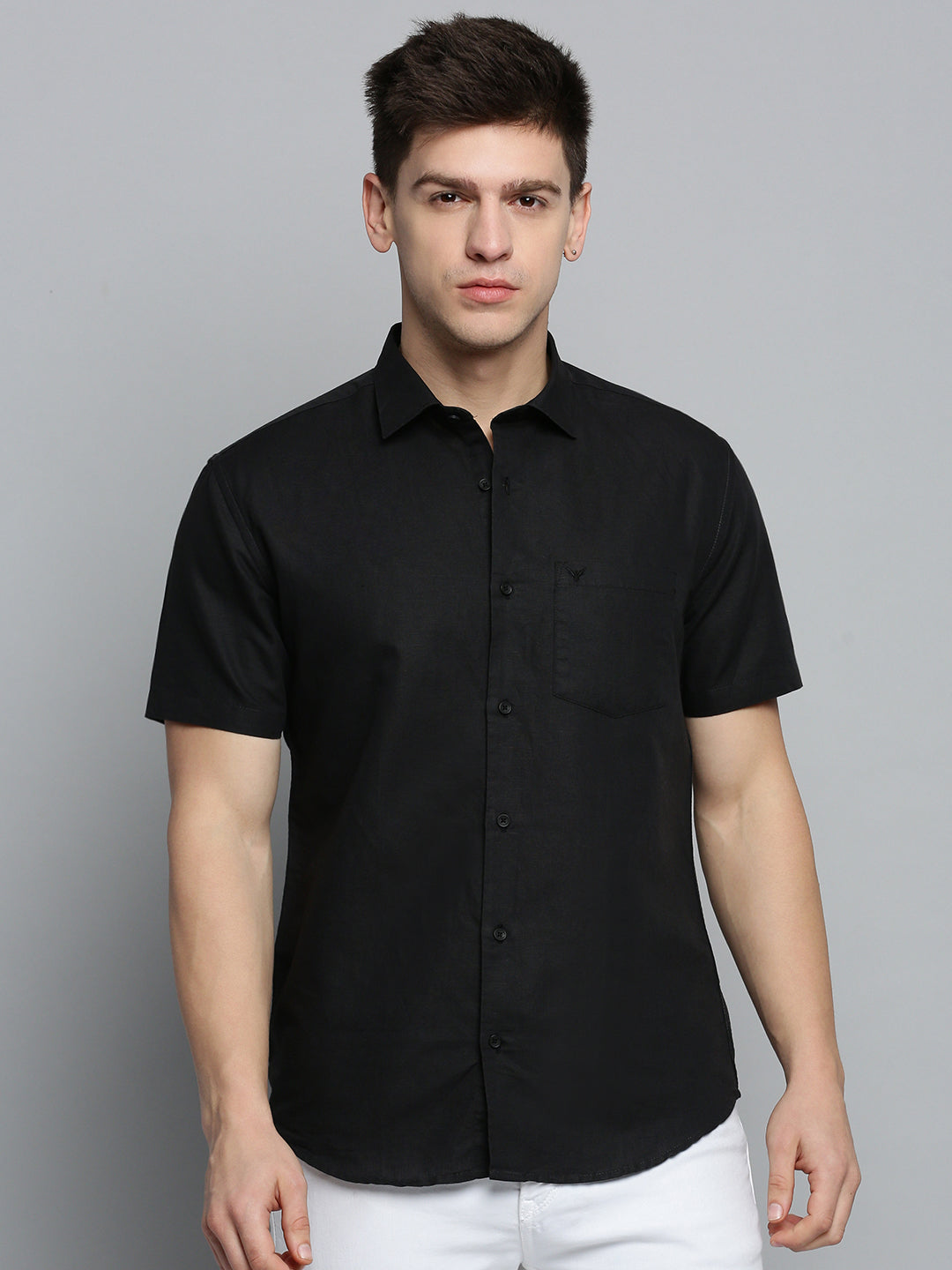 Men's Black Solid Casual Shirt