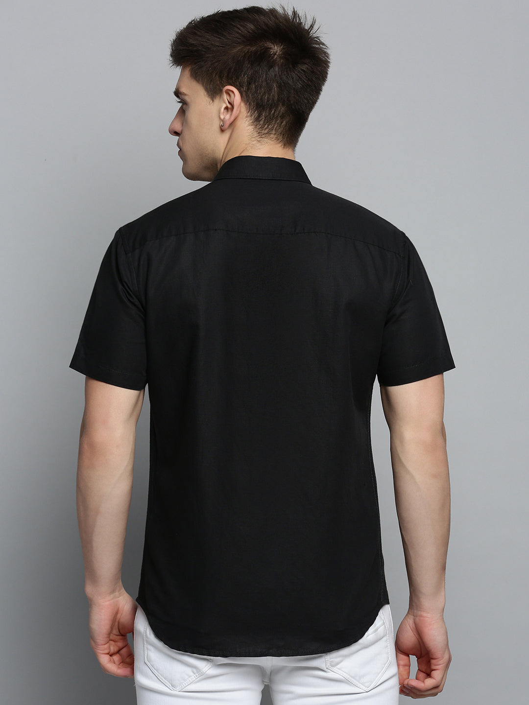 Men's Black Solid Casual Shirt