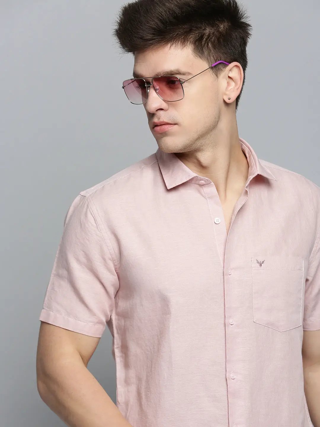 Men's Pink Solid Casual Shirt