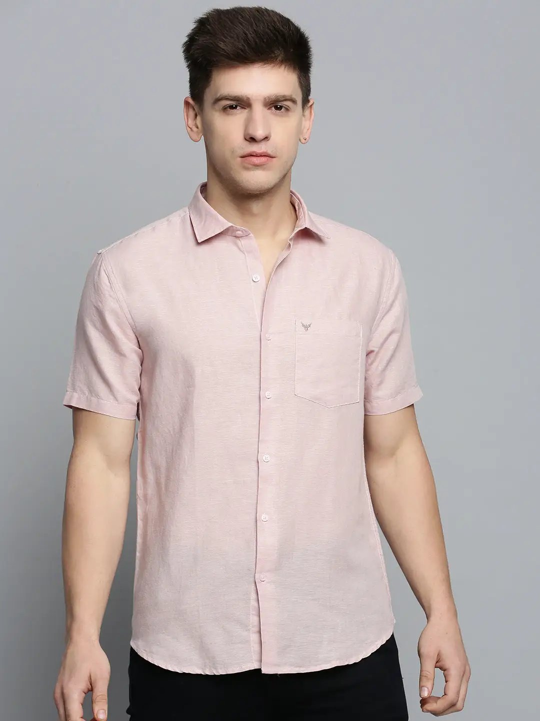 Men's Pink Solid Casual Shirt