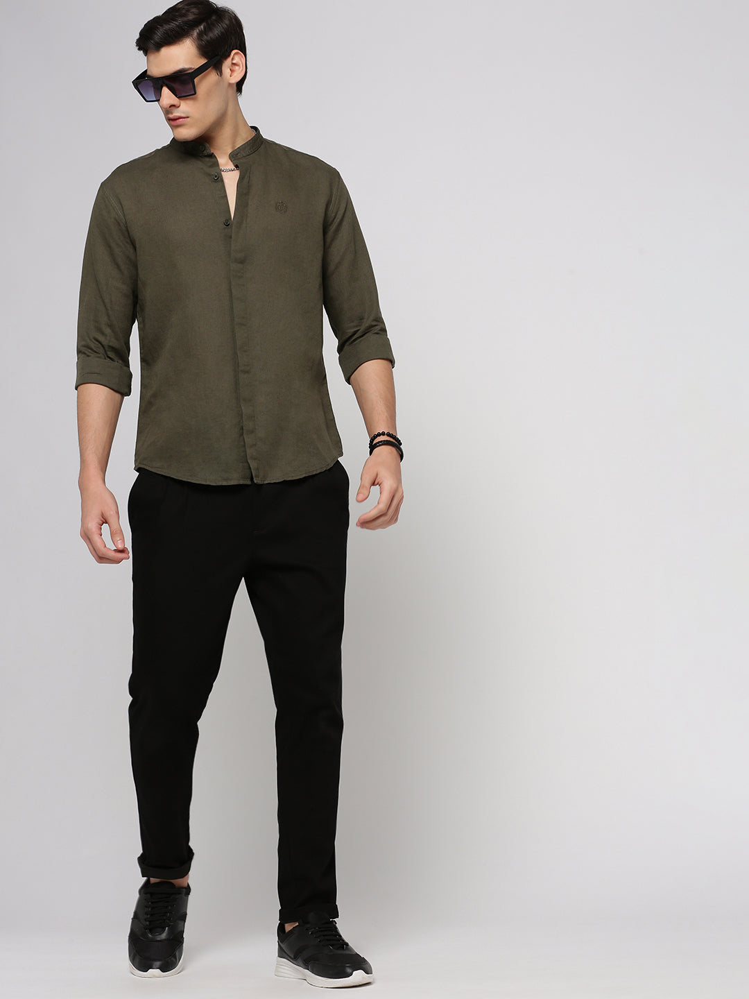 Men Olive Mandarin Collar Solid Shirt