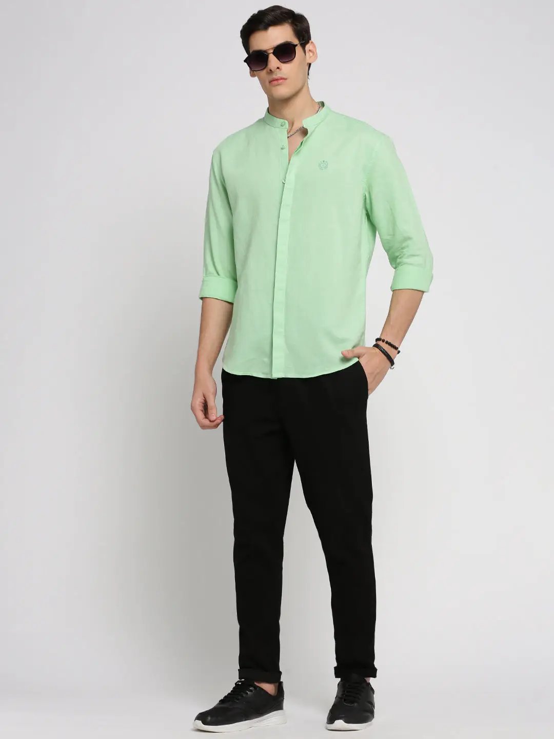 Men's Green Mandarin Collar Solid Shirt