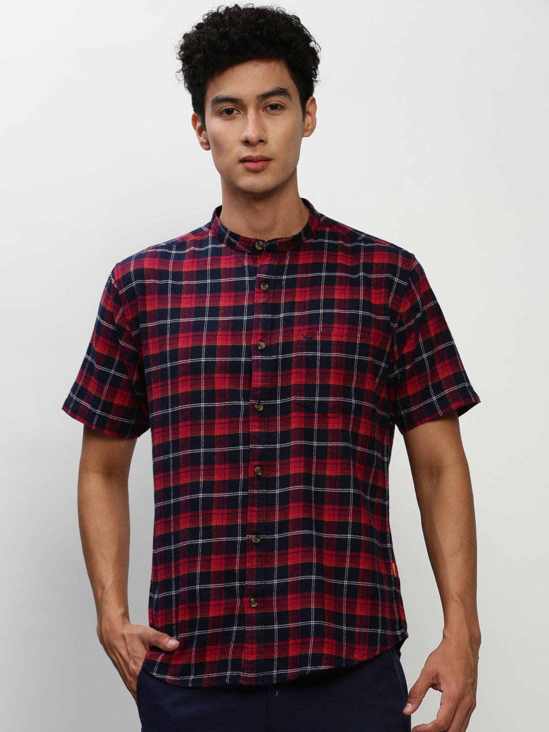 Men's Navy Blue Standard Slim Fit Tartan Checked Cotton Casual Shirt