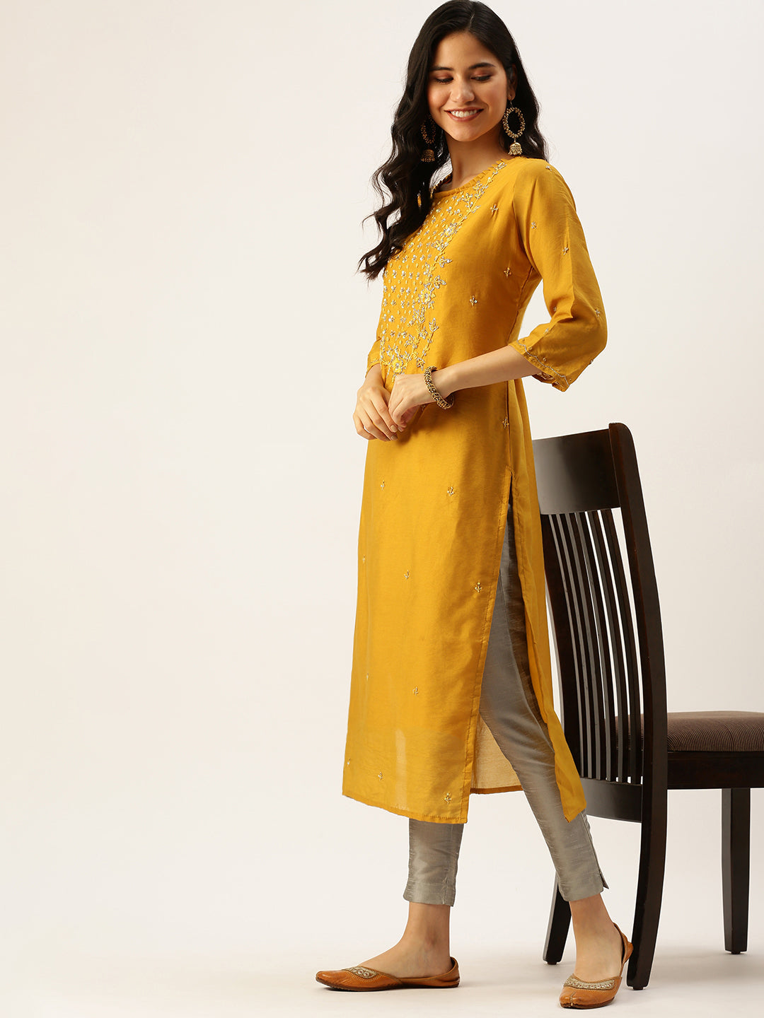 Women's Mustard Solid Straight Kurtas