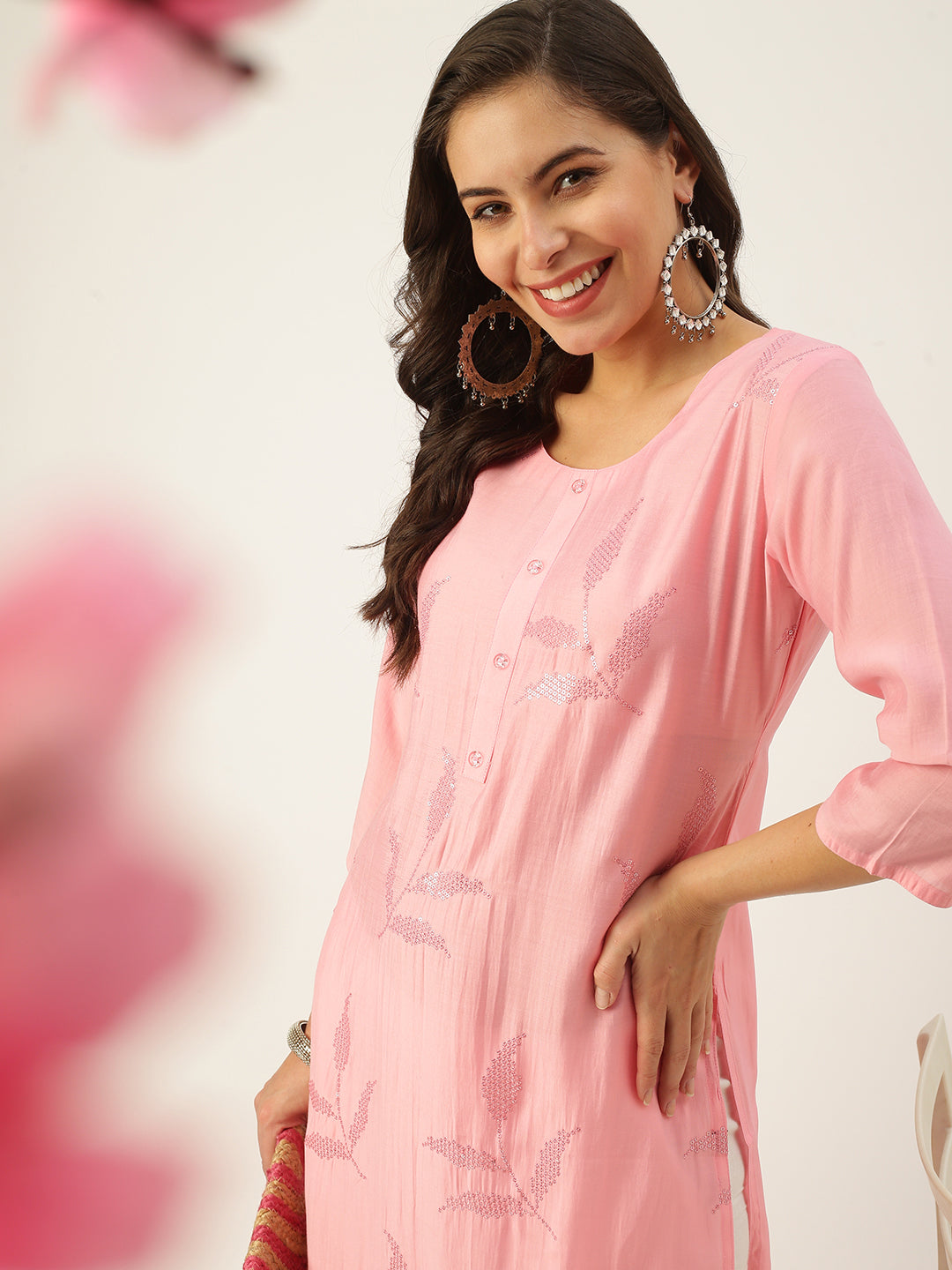 Women's Pink Embroidered Straight Kurtas