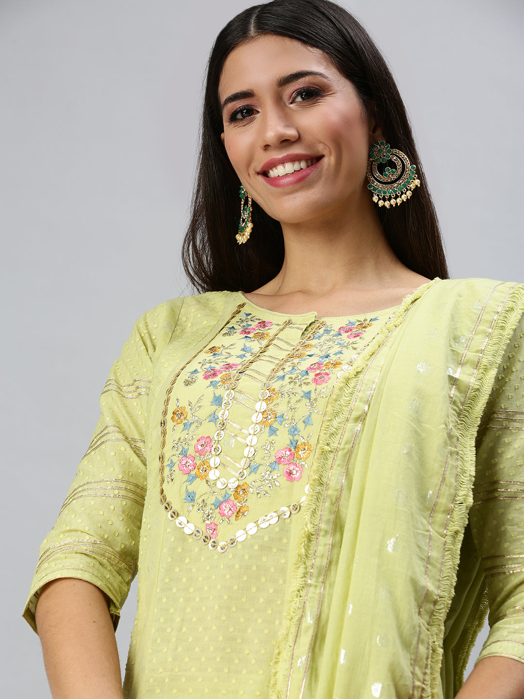 Women's Green Floral Sequinned Kurta Set With Dupatta