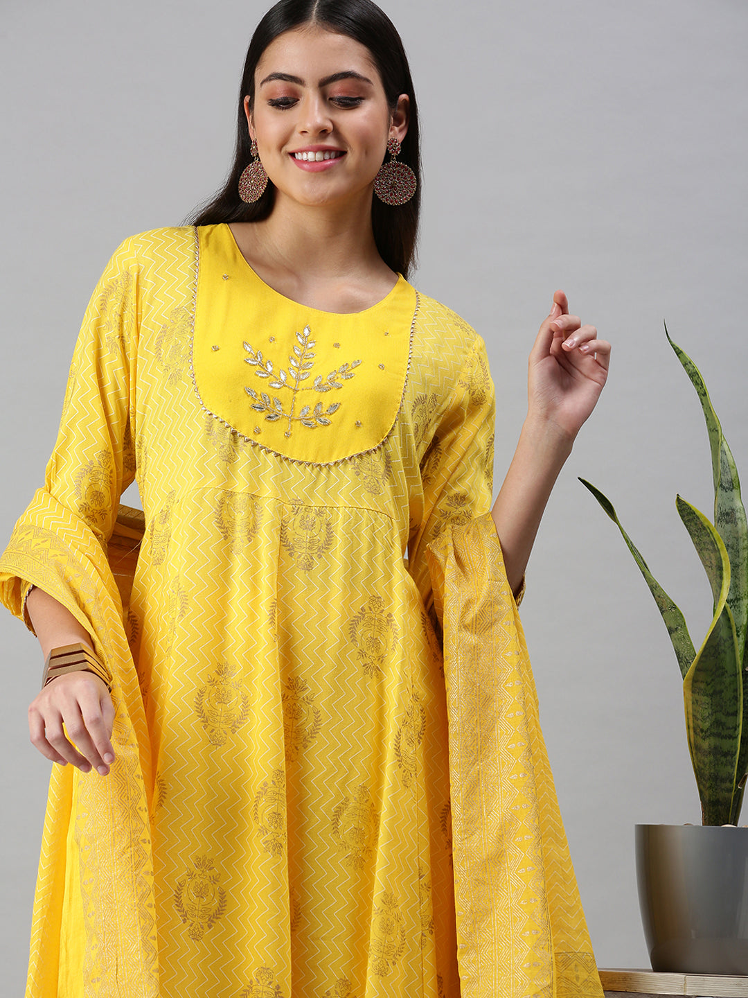 Women's Yellow Printed Kurta Sets