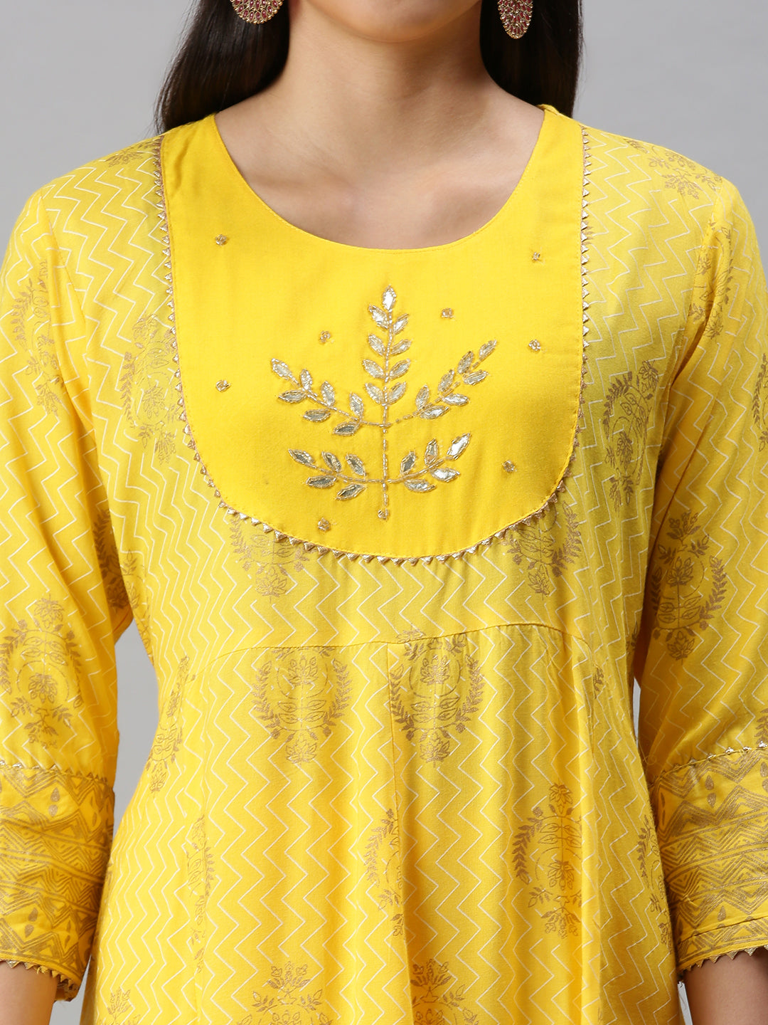 Women's Yellow Printed Kurta Sets