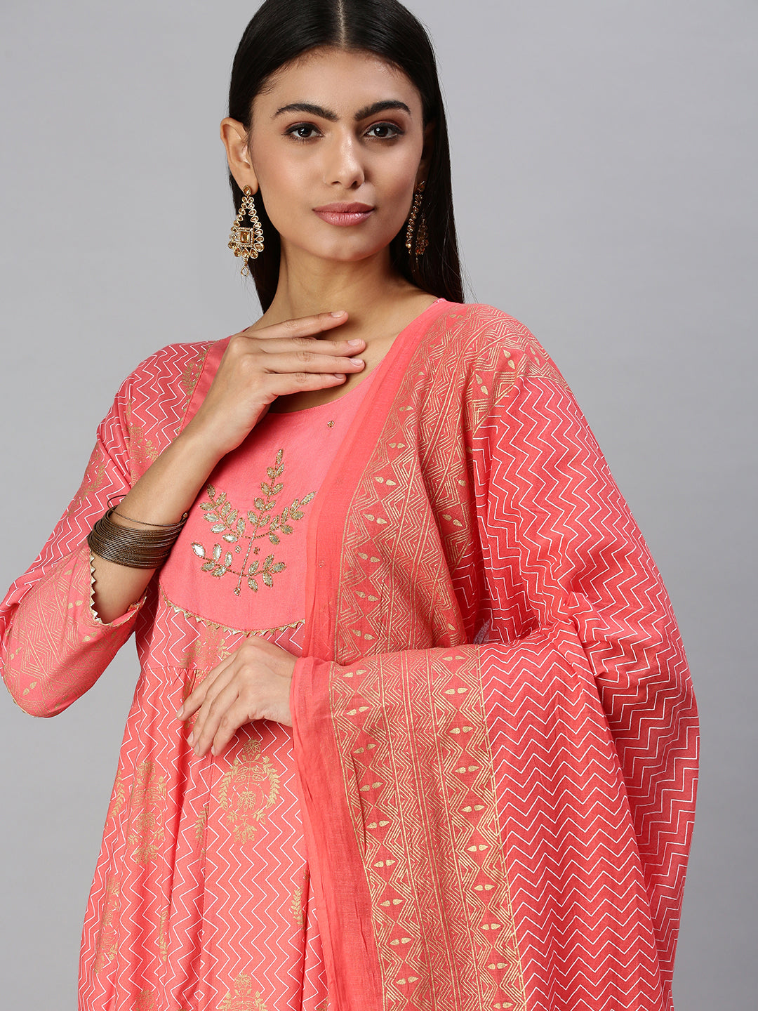 Women's Pink Printed Kurta Sets