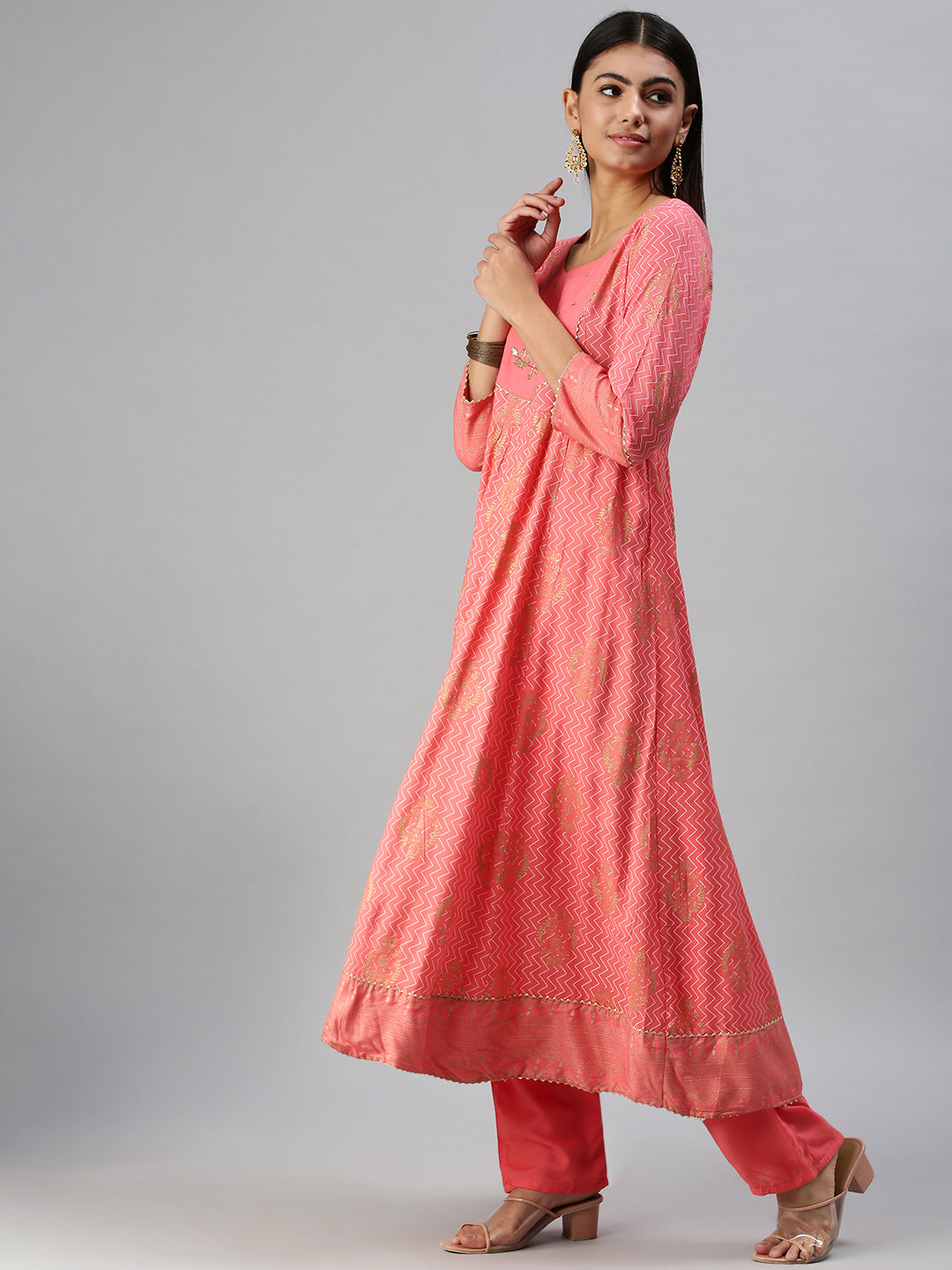 Women's Pink Printed Kurta Sets