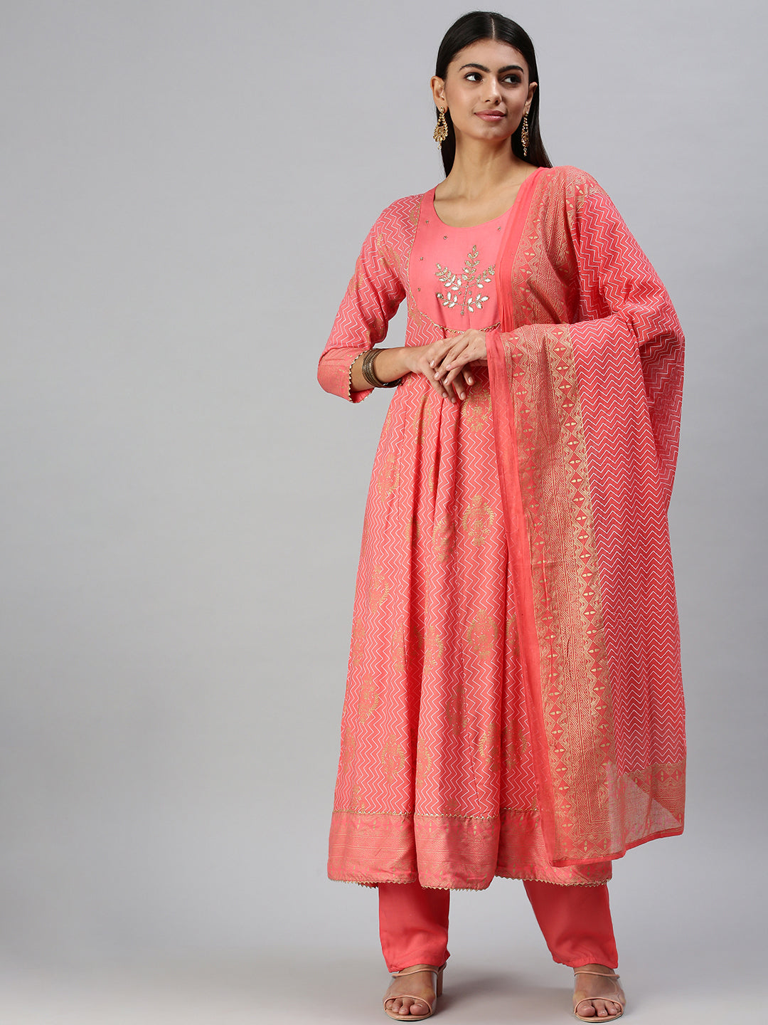 Women's Pink Printed Kurta Sets