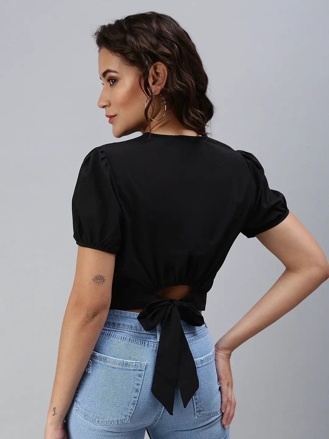 Women's Black Solid Crop Top