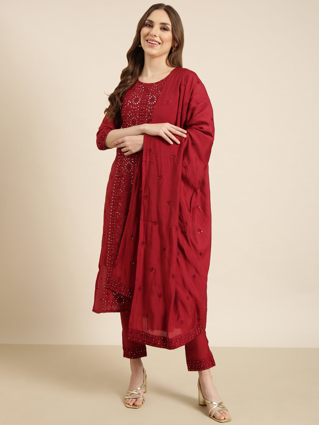 Women Straight Maroon Floral Kurta and Trousers Set Comes With Dupatta