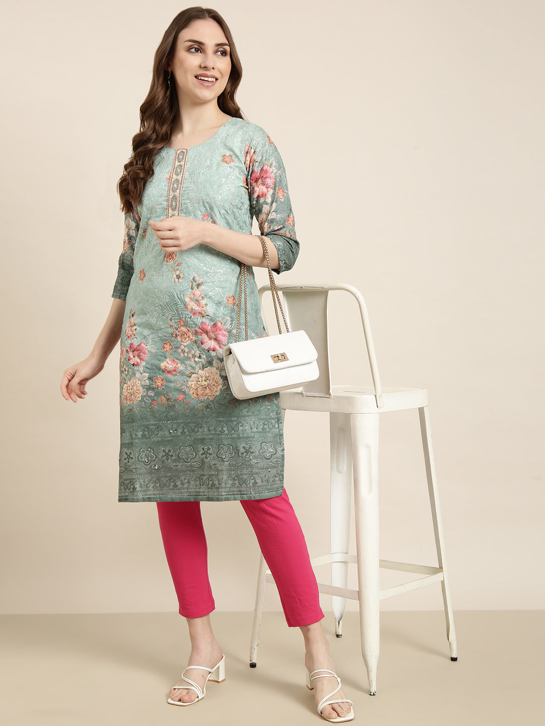 Women Straight Green Floral Kurta