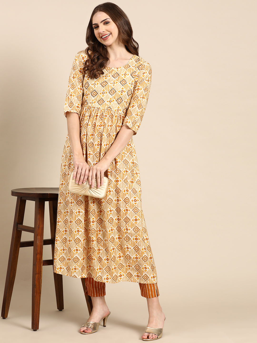 Women's Yellow Printed Kurta Set