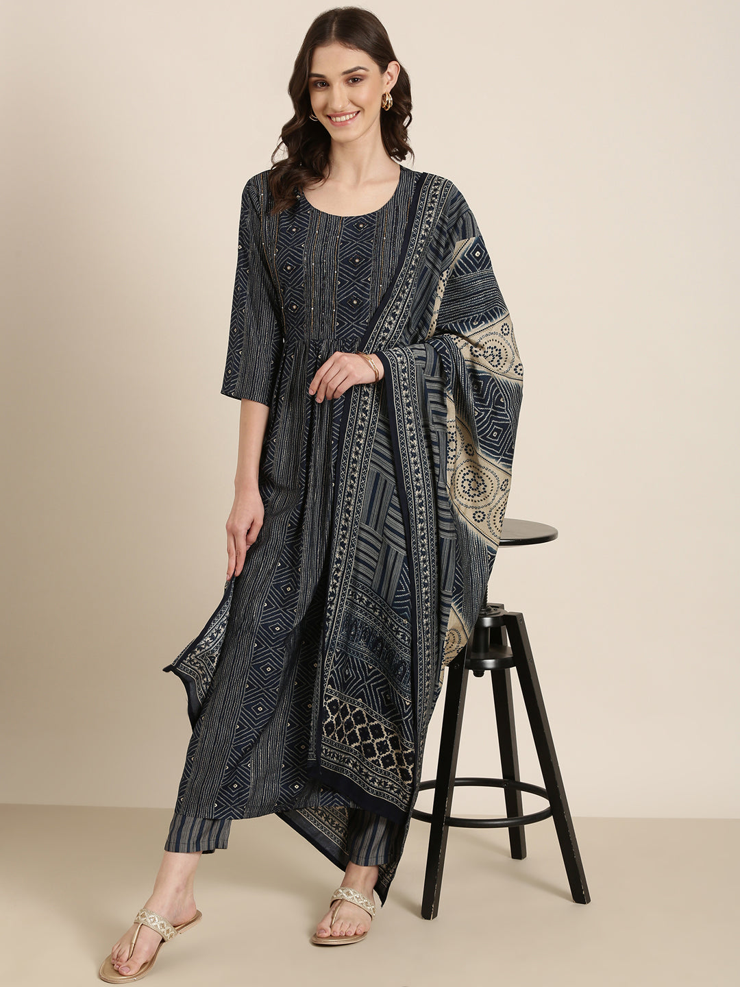 Women Navy Blue Printed Kurta Set