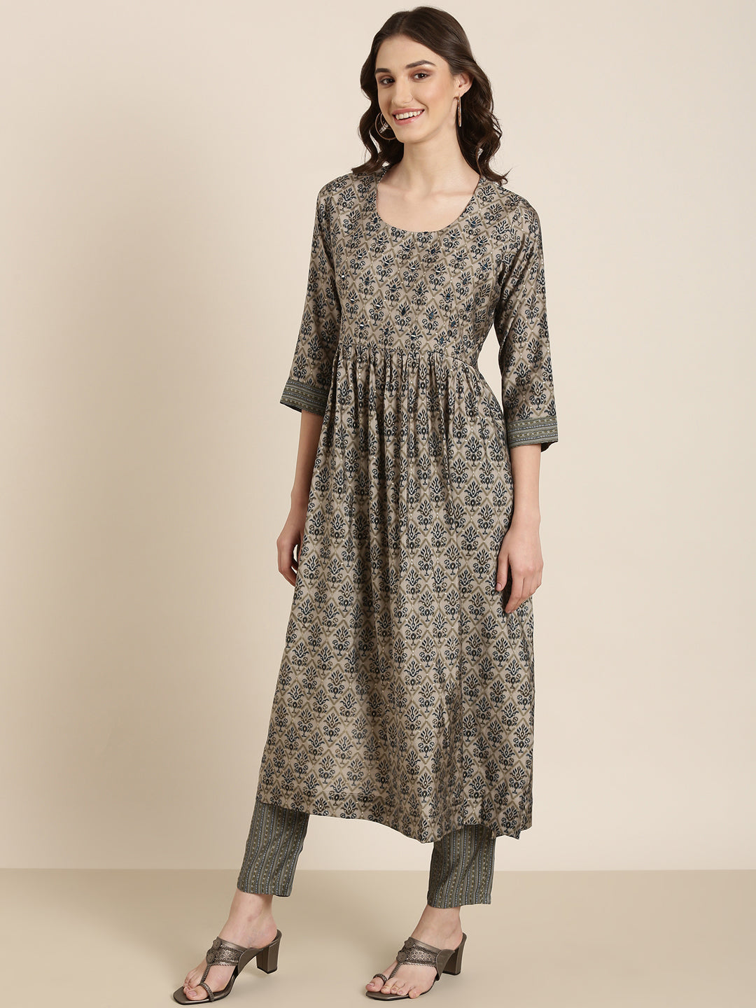 Women Grey Printed Kurta Set