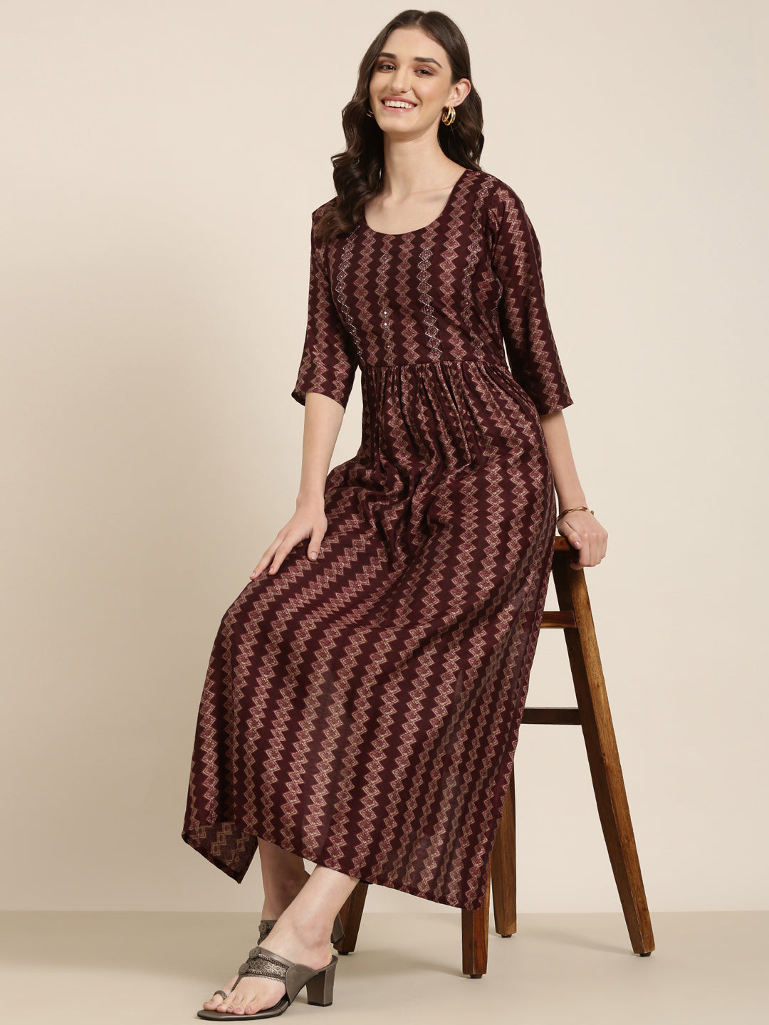 Women Burgundy Geometrical Straight Kurta