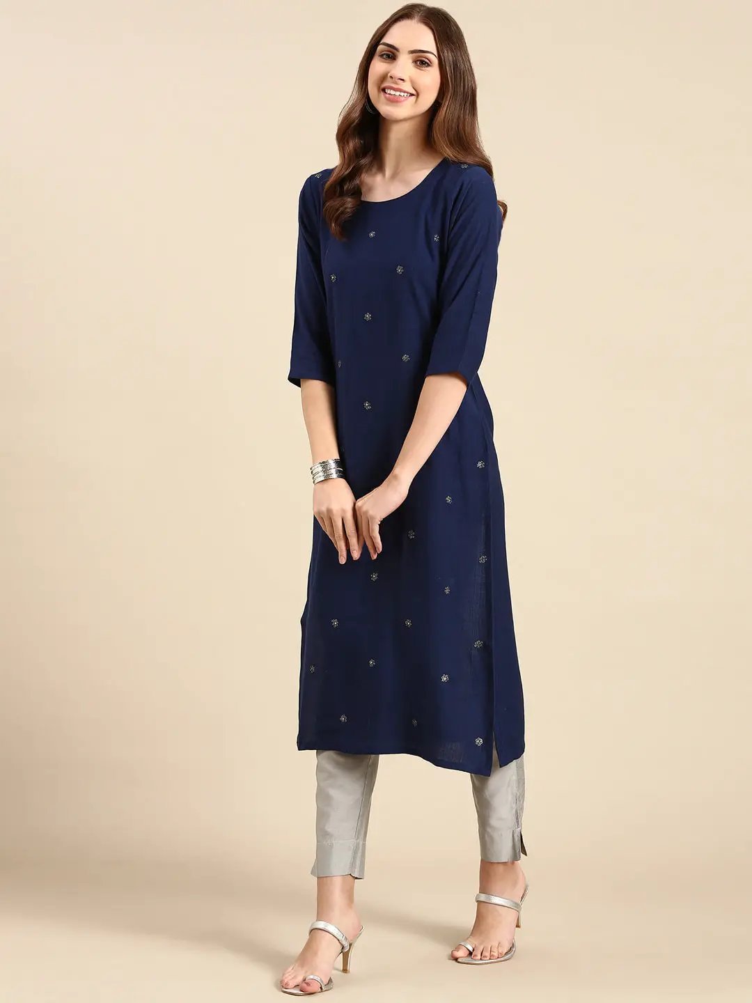 Women's Navy Blue Solid Straight Kurta