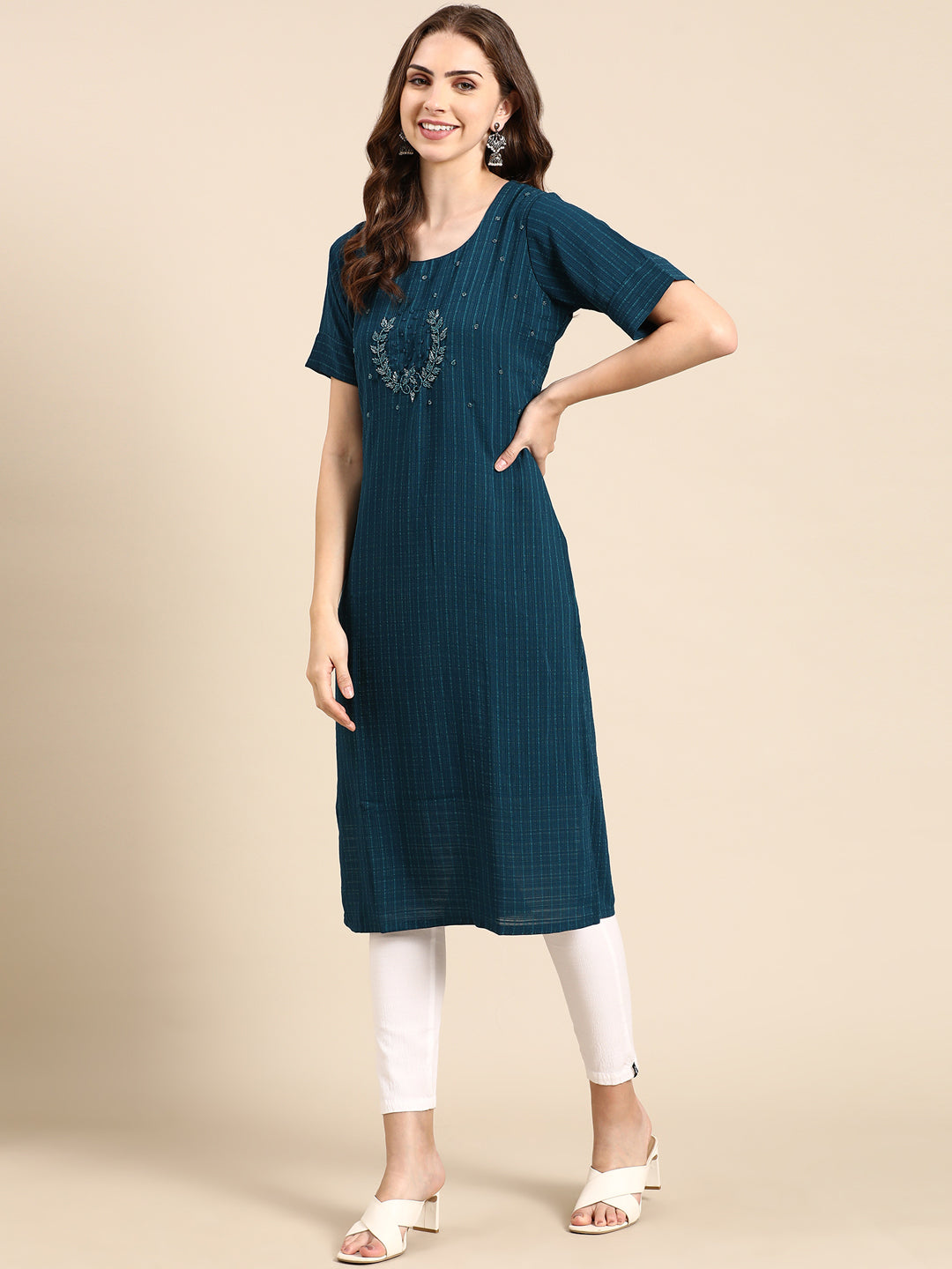 Women's Teal Embellished Straight Kurta