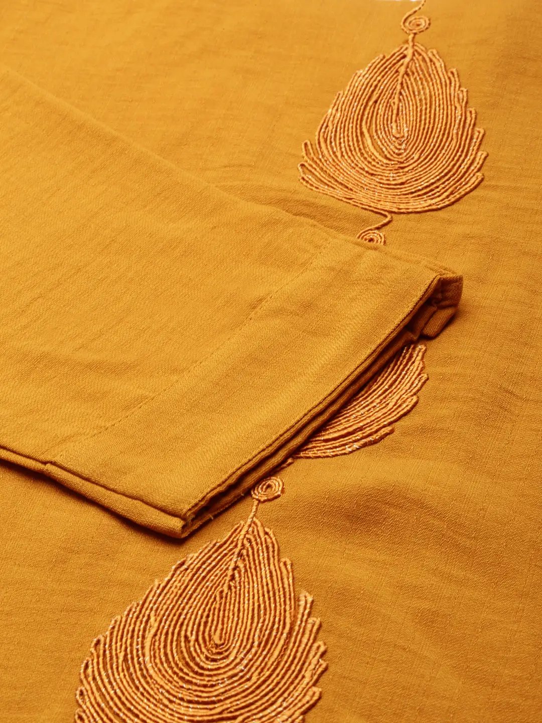 Women's Mustard Solid Straight Kurta