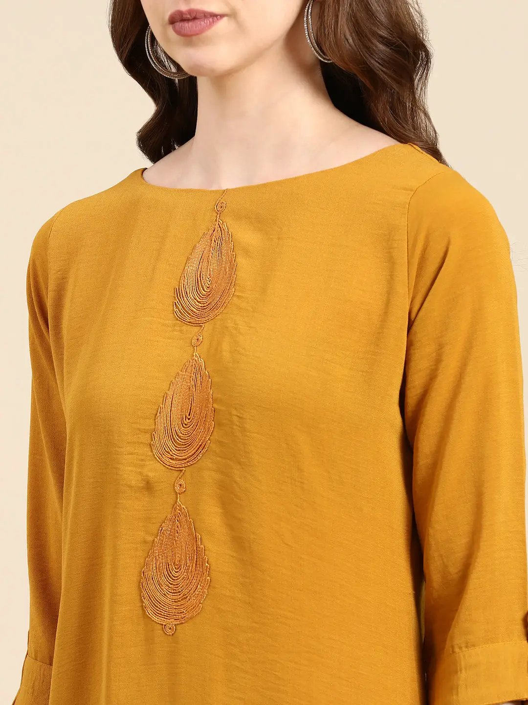 Women's Mustard Solid Straight Kurta