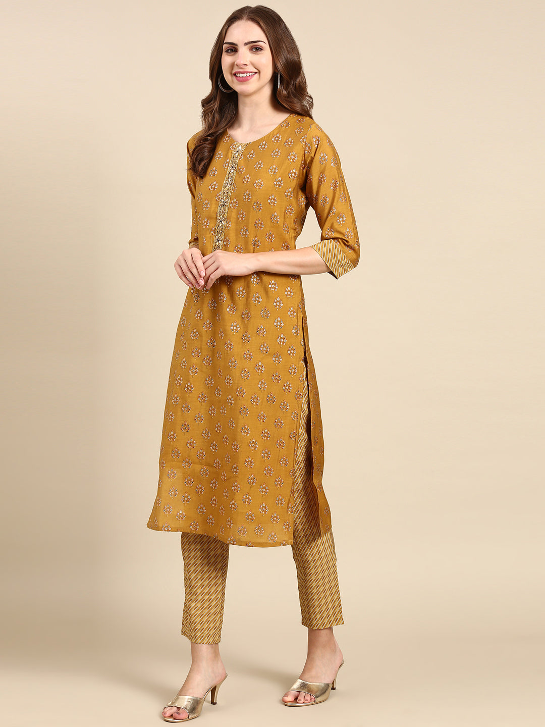 Women's Gold Printed Kurta Set