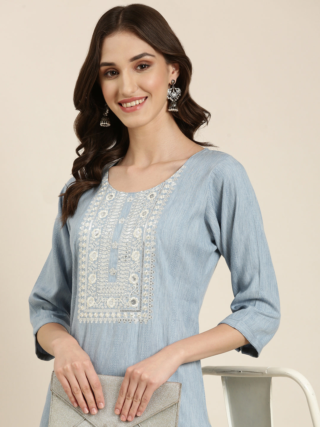 Women Blue Solid Straight Kurta