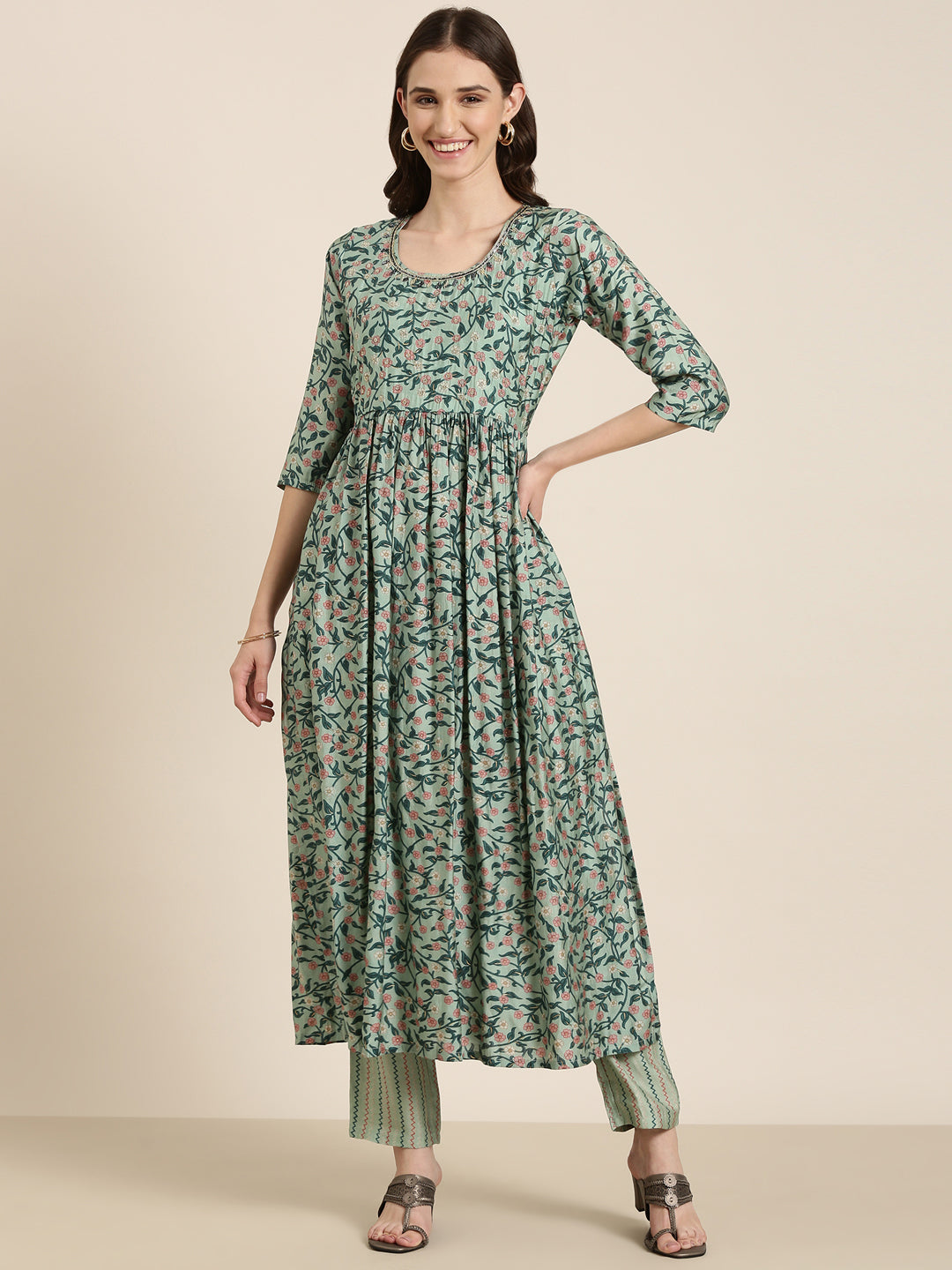 Women Sea Green Floral Kurta Set