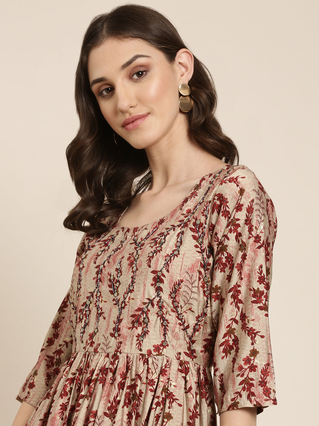 Women Beige Floral Kurta Set