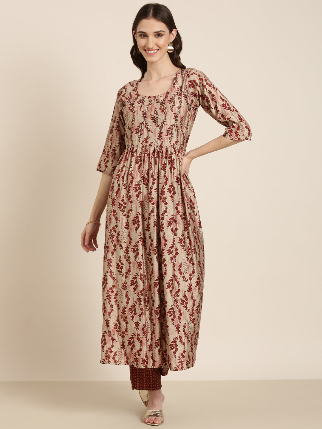 Women Beige Floral Kurta Set