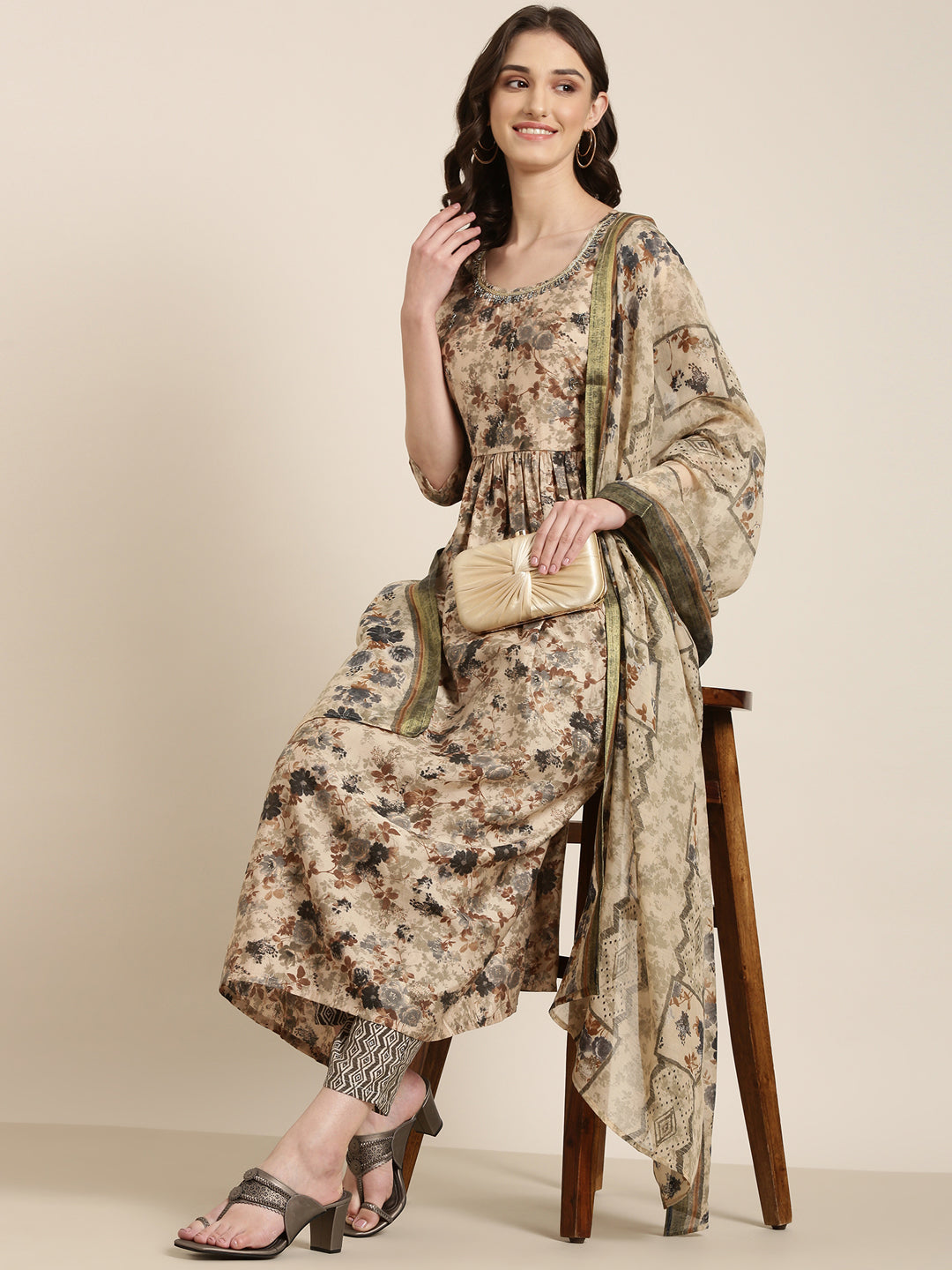 Women Beige Floral Kurta Set