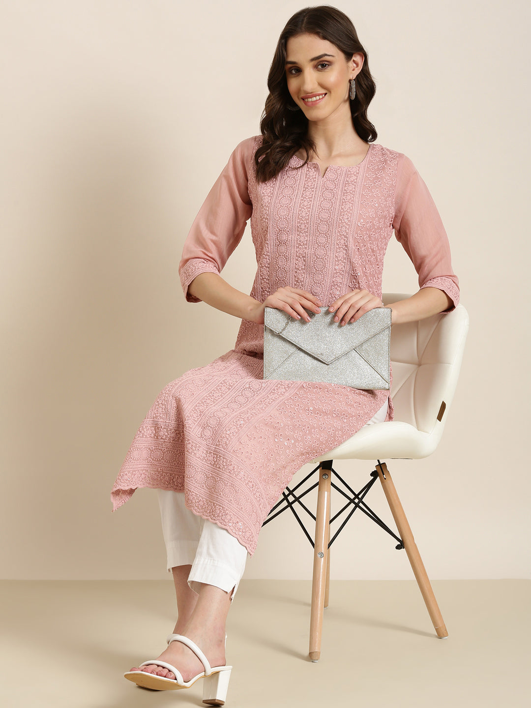 Women Pink Embellished Straight Kurta