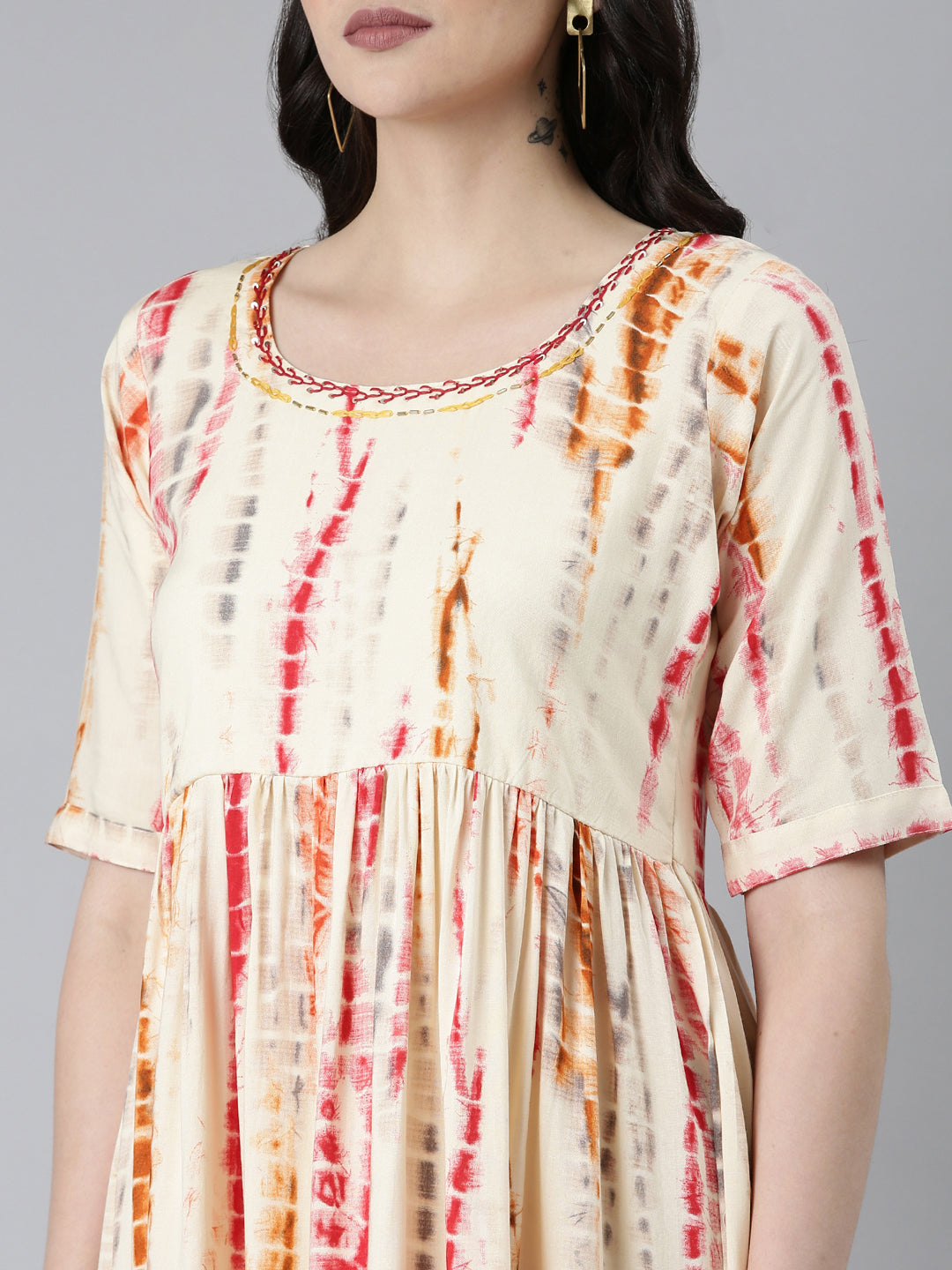 Women Cream Tie Dye Fit and Flare Kurti