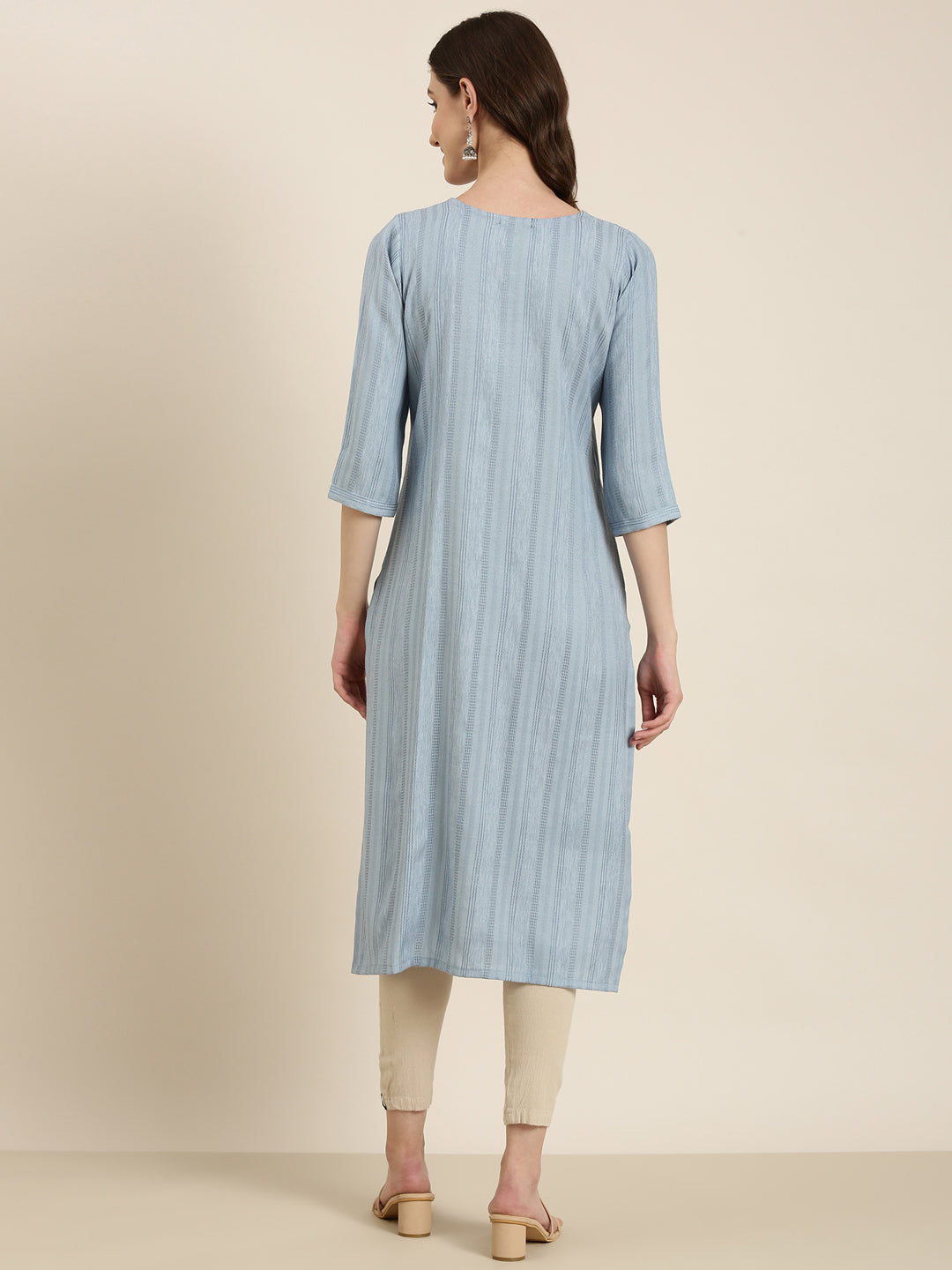 Women Blue Solid Straight Kurta