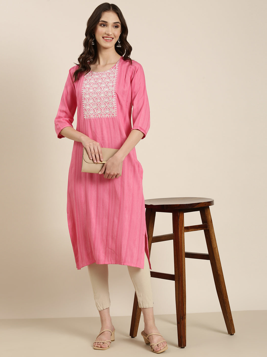 Women Pink Solid Straight Kurta