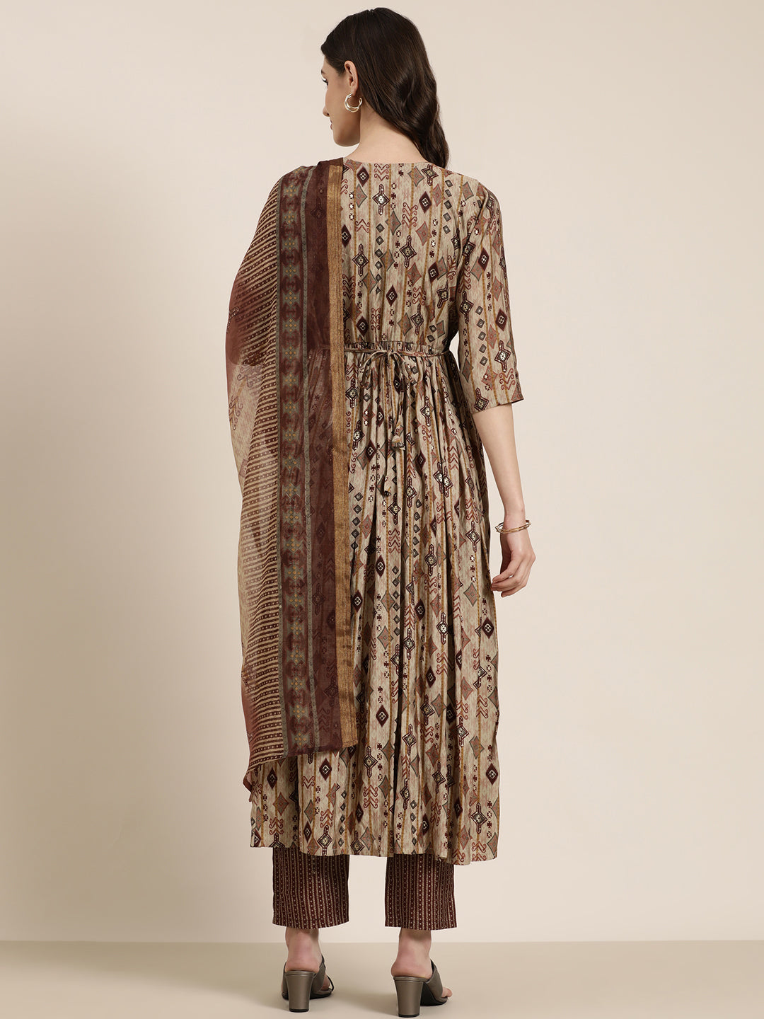 Women Taupe Printed Kurta Set