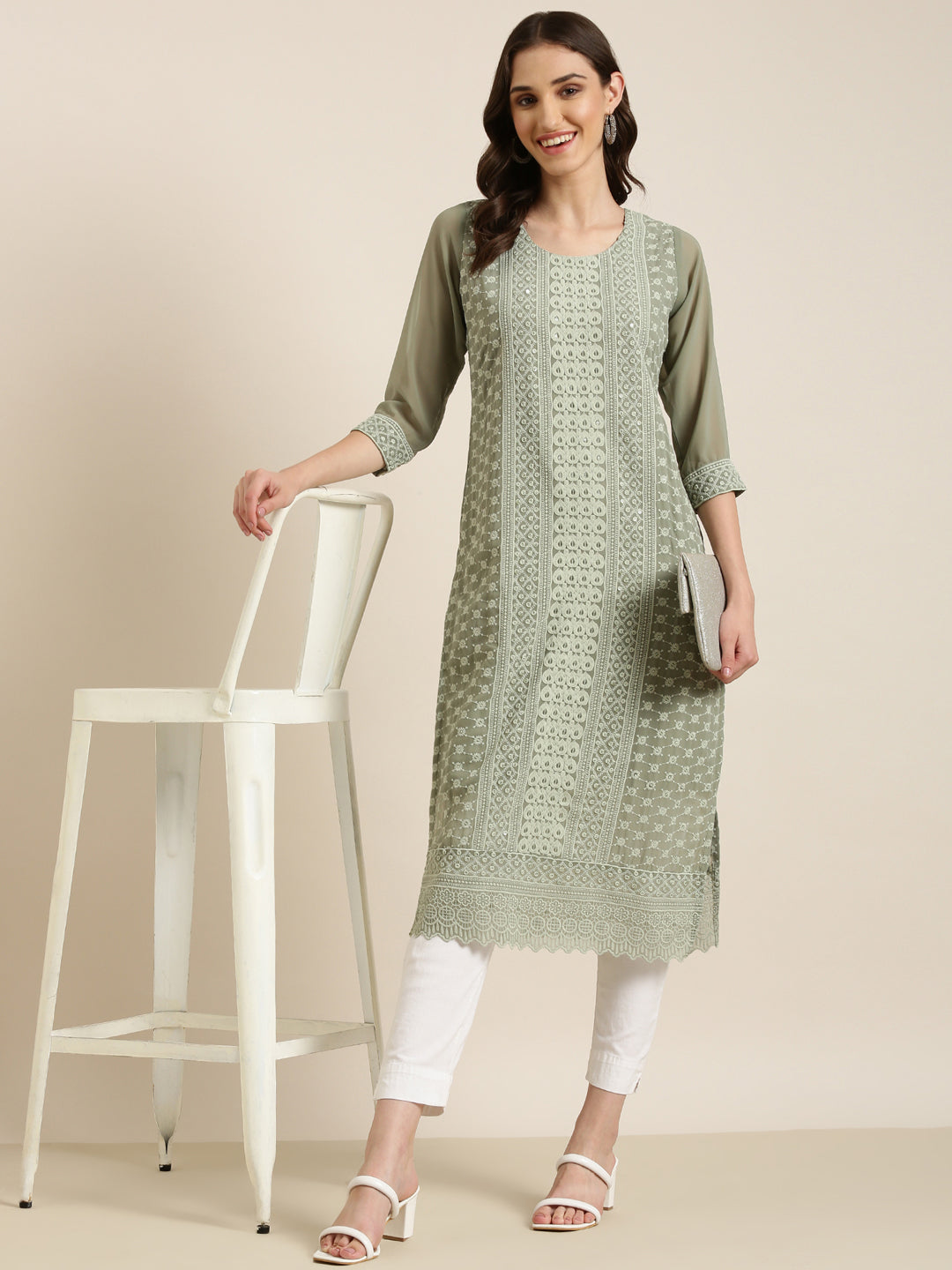 Women Olive Embellished Straight Kurta