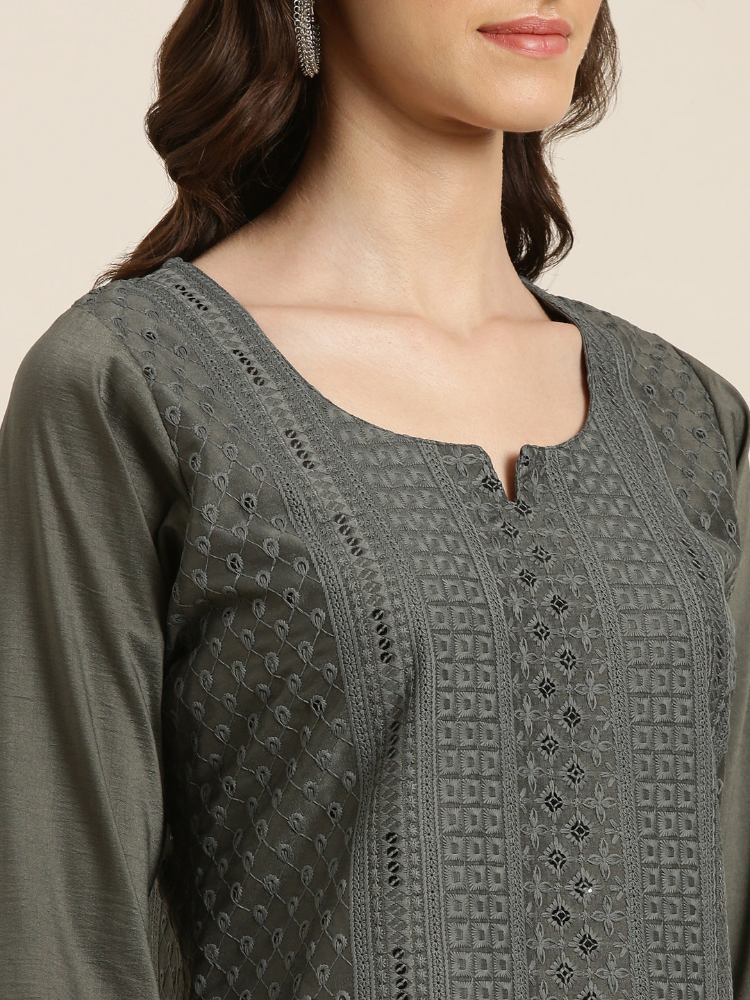 Women Grey Embellished Straight Kurta