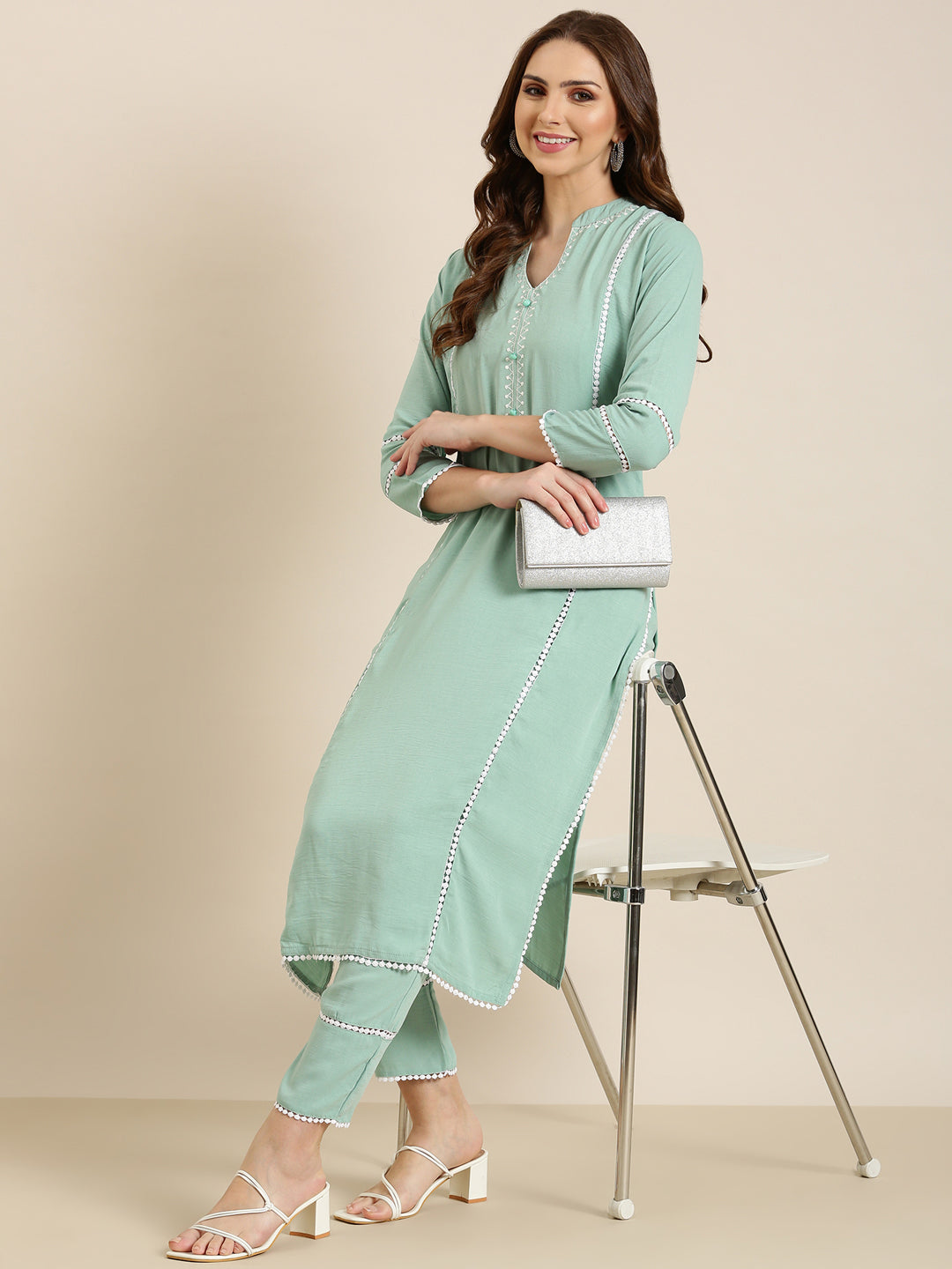 Women Sea Green Solid Straight Kurta Set