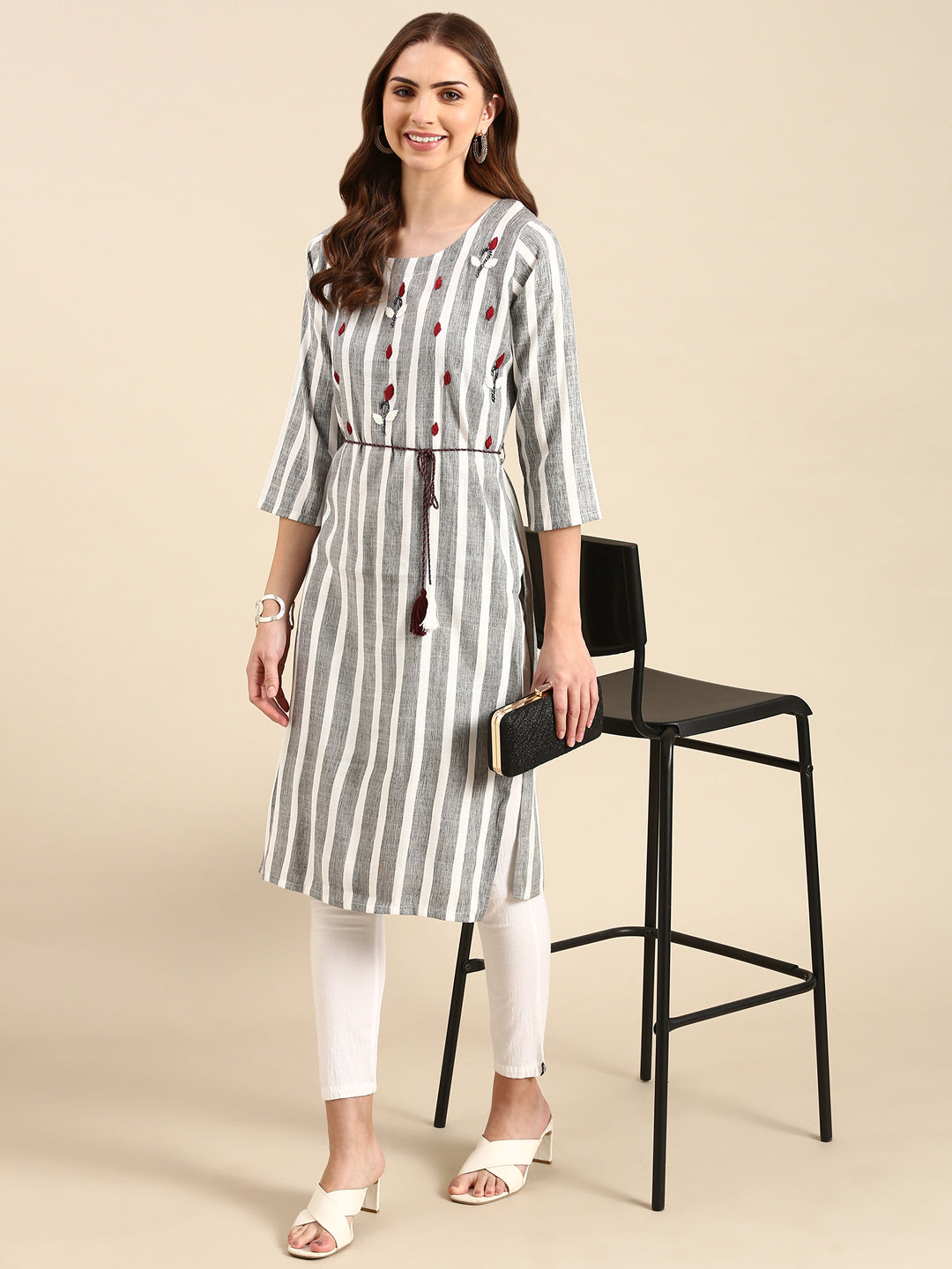 Women's Grey Printed Straight Kurta