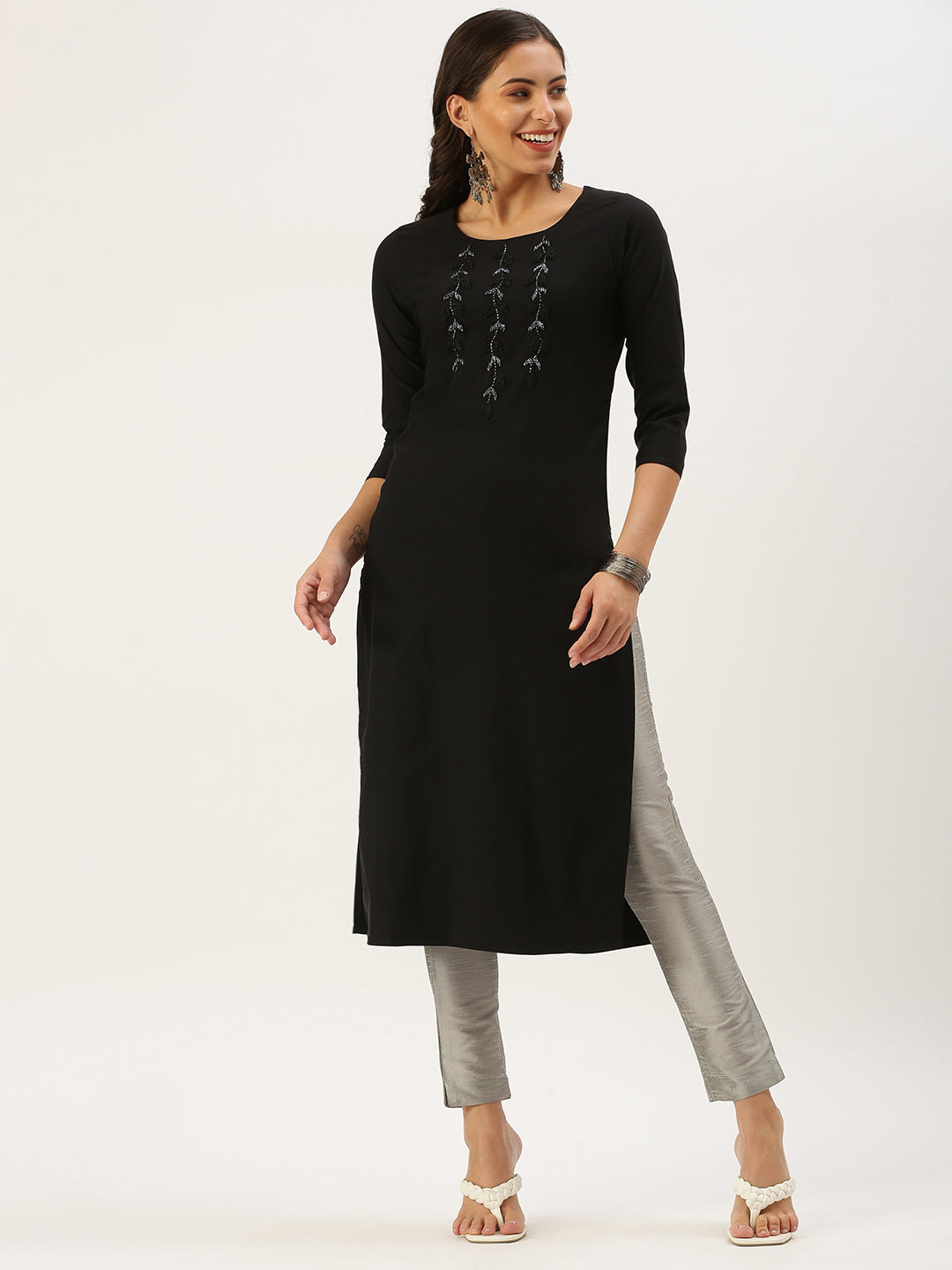 Women's Black Solid Straight Kurta